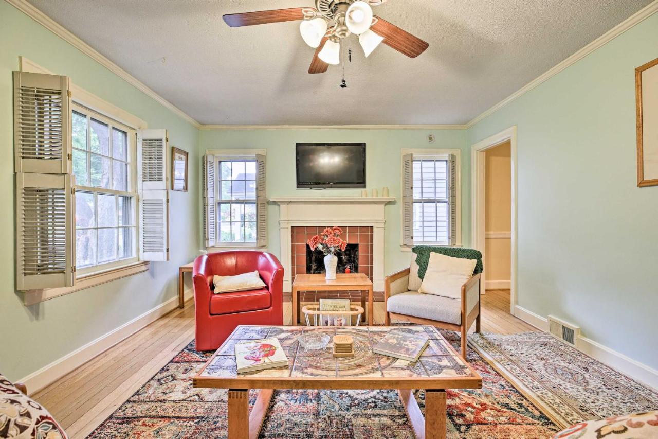 Lexington Getaway With Backyard Deck Less Than 2 Mi To Uk! Bagian luar foto